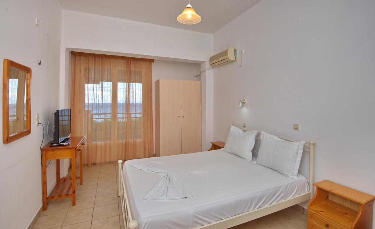 Ostria Hotel Patitírion Eksteriør billede